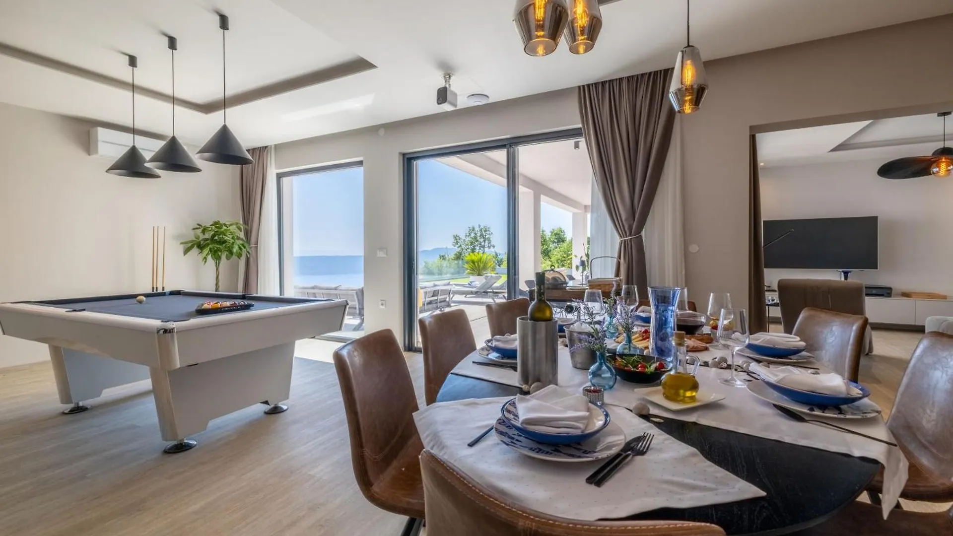 Villa Levant For 10 People Near Opatija With Jacuzzi & Sea View Mošćenička Draga Chorvatsko